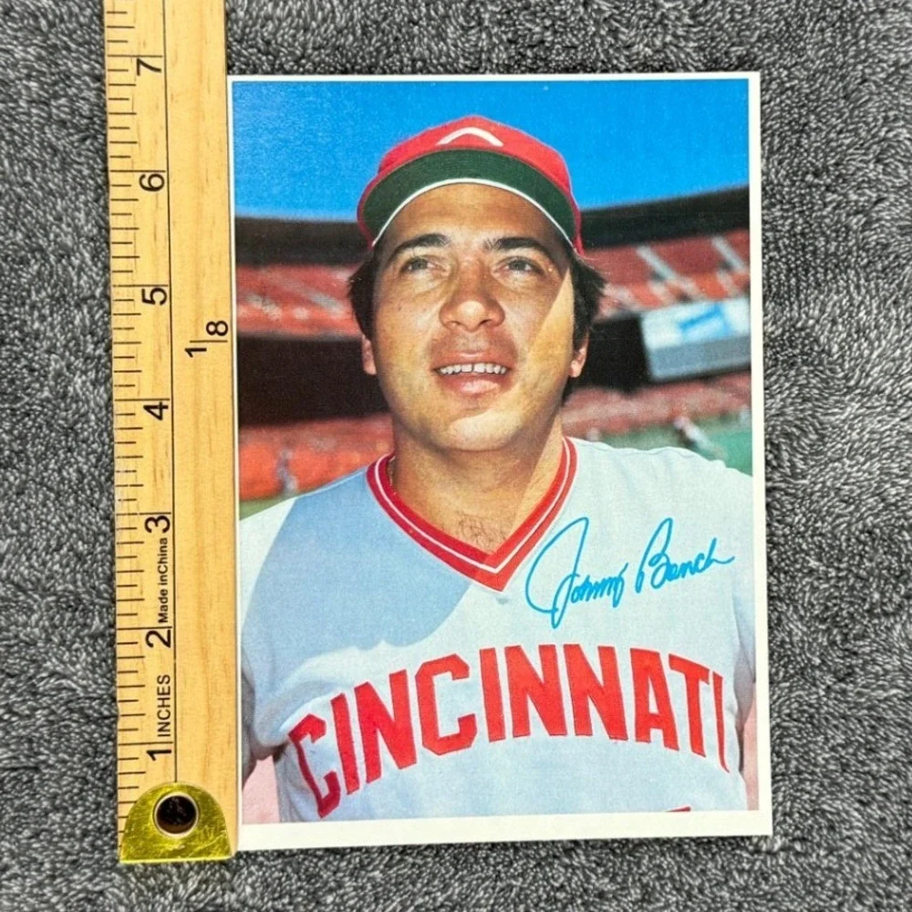 1980 Topps Johnny Bench Cincinnati Reds Catcher Card 3 of 60 Oversized Vintage - Picture 4 of 4